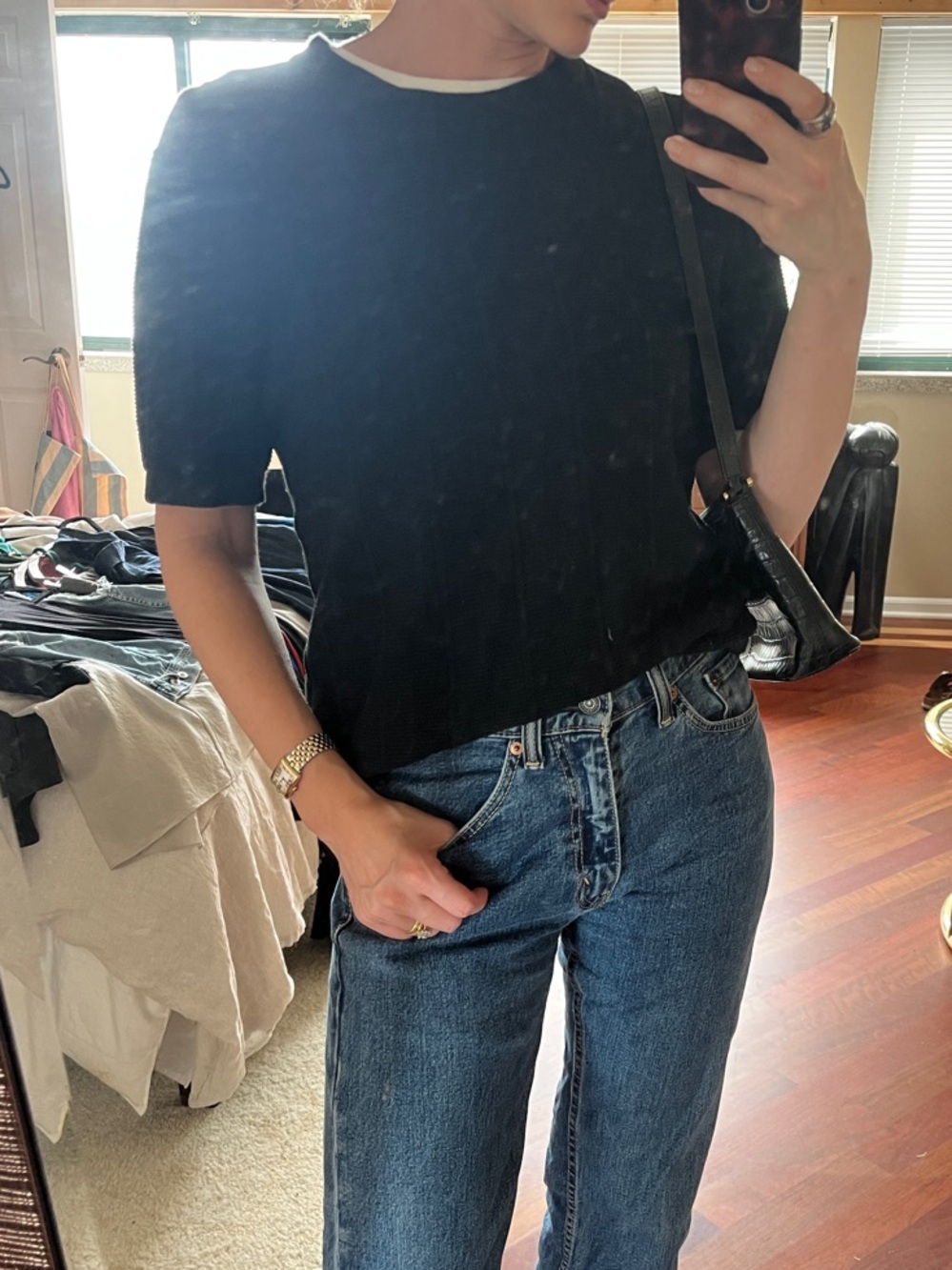 Abercrombie & Fitch Black Short Sleeve Tee